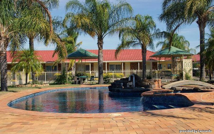 Pines Country Club Motor Inn Shepparton Extérieur photo